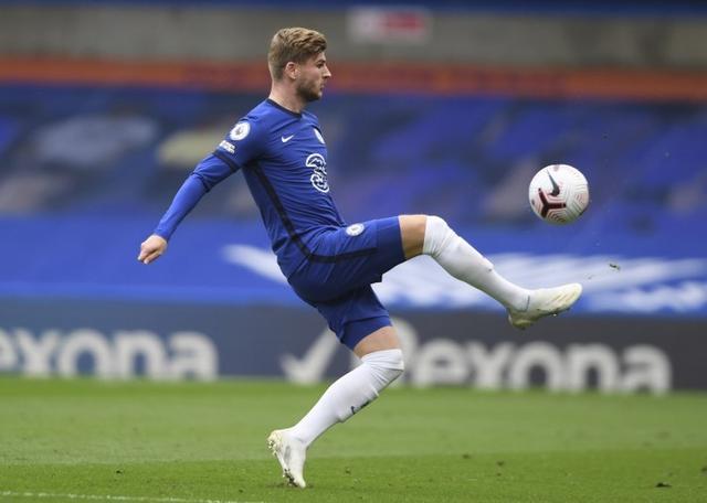 紧张与深夜会议……哈维·阿隆索的未来悬而未决